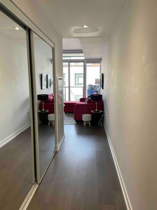 Gorgeous Downtown Condo Toronto Zewnętrze zdjęcie